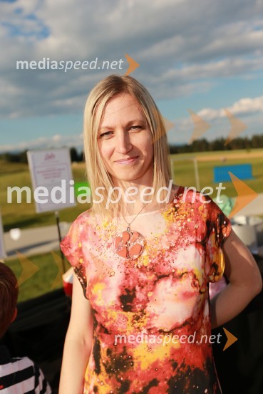 Stanka Blatnik Blagotinšek; modna oblikovalkaLady piknik pod klobuki 2013