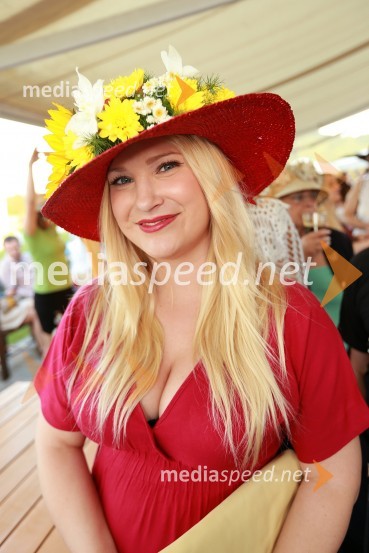 Danica Lovenjak, novinarkaLady piknik pod klobuki 2013