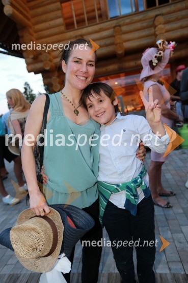 Lady piknik pod klobuki 2013