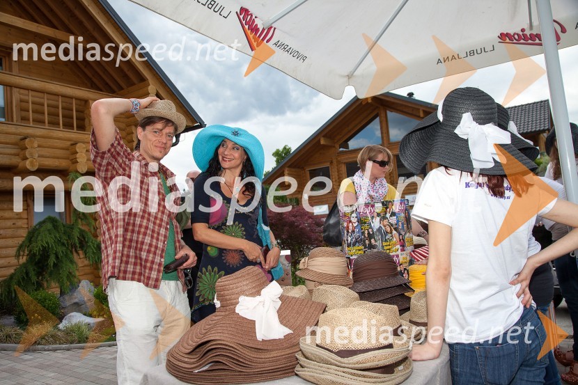 Lady piknik pod klobuki 2013