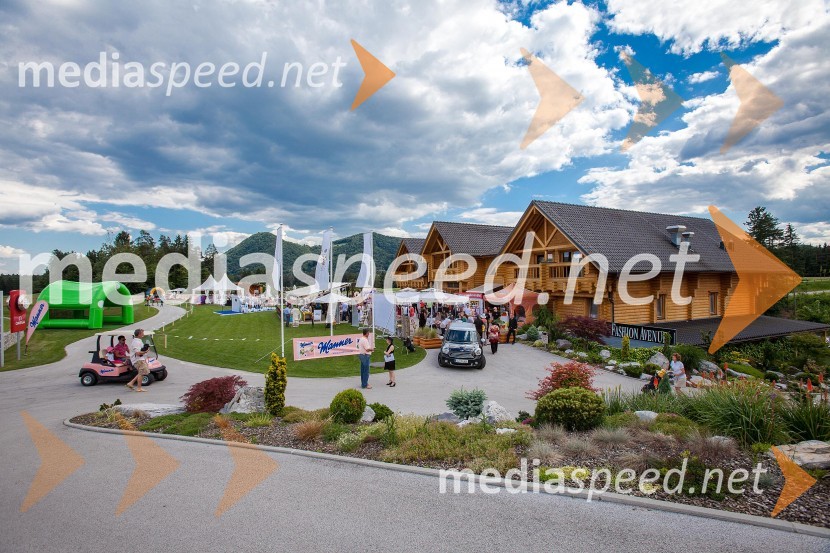 Lady piknik pod klobuki 2013