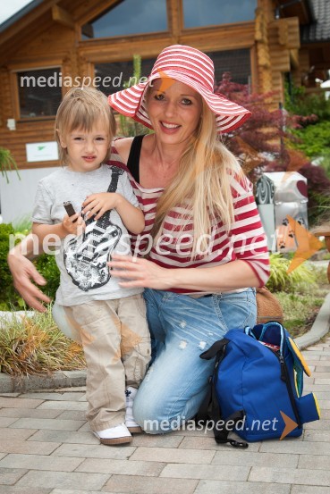 Lady piknik pod klobuki 2013