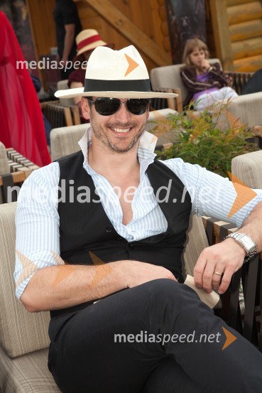 Lady piknik pod klobuki 2013