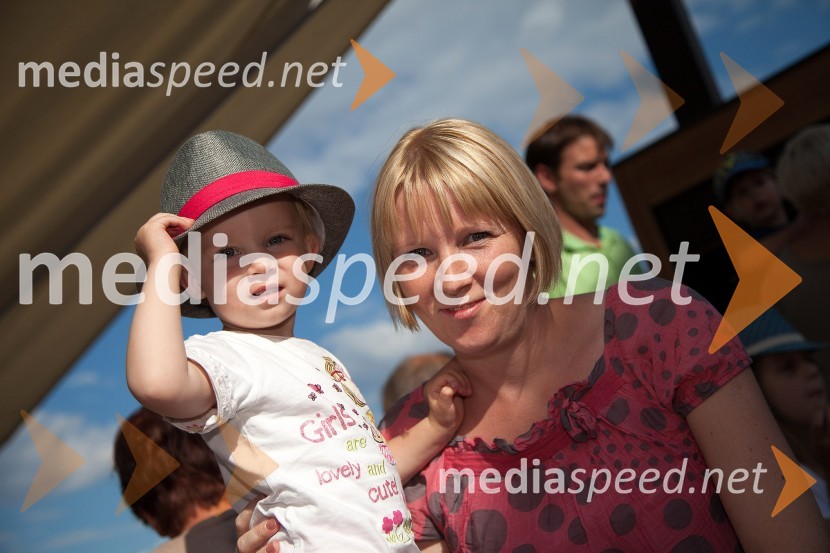 Lady piknik pod klobuki 2013