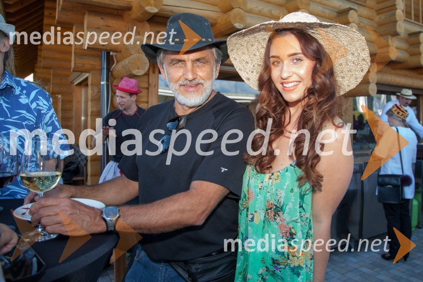 Zvone Šeruga, popotnik;&nbsp;Anja JenkoLady piknik pod klobuki 2013