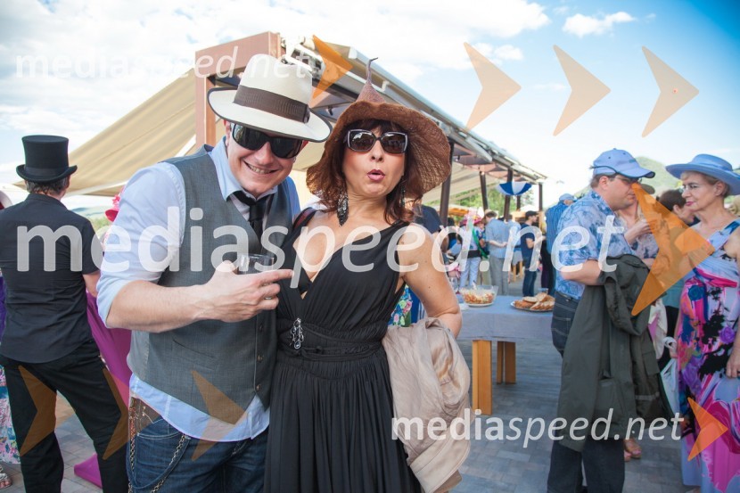 Rado Mulej, igralec; Violeta Tomič, igralkaLady piknik pod klobuki 2013