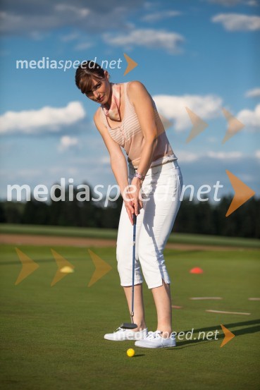 Nataša Pinoza, manekenkaLady piknik pod klobuki 2013