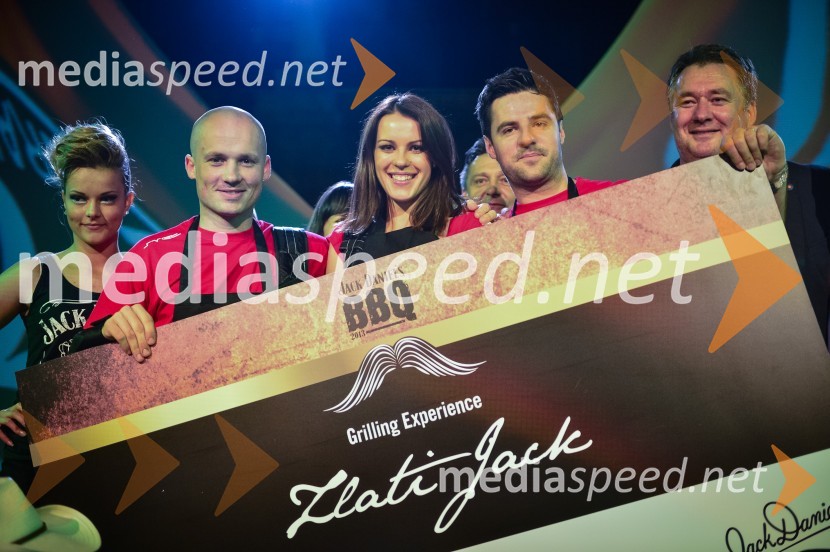 ...;&nbsp;Jan Golja, producent;&nbsp;Nuša Lesar, voditeljica; Mirko Mayer, novinar (Ekipa Svet);&nbsp;Aleš Logar, manager Jack Daniels za regijoJack Daniel's BBQ party 2013