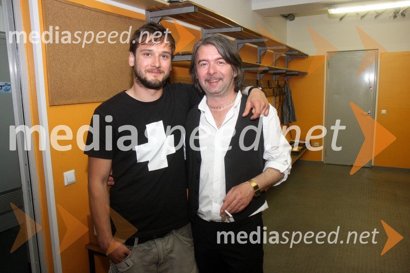 Luka Kreže, sin Smiljana Krežeta, organizator koncerta; Magnifico, glasbenikPiše se leto 2013