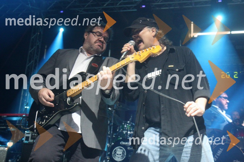 Boris Bobek, kitarist;&nbsp;Iztok Jančič, kitaristPiše se leto 2013