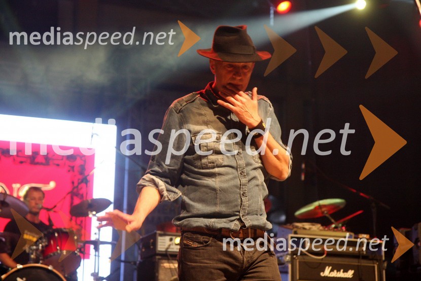 Vlado Kreslin, pevecPiše se leto 2013