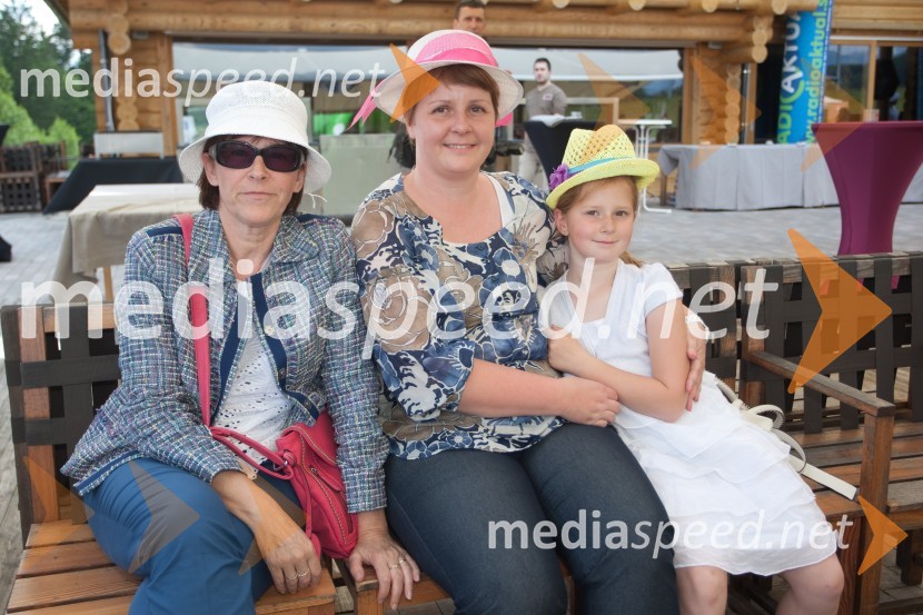 Lady piknik pod klobuki 2013