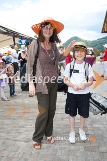 Lady piknik pod klobuki 2013