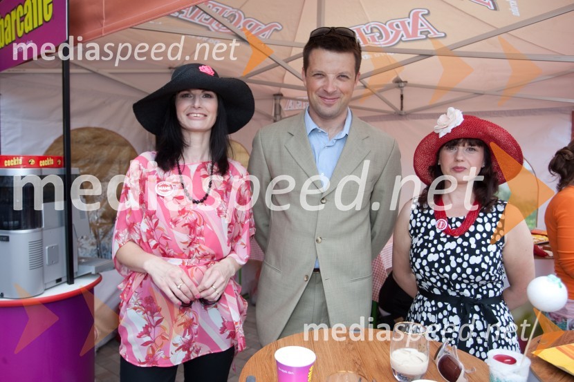 Lady piknik pod klobuki 2013