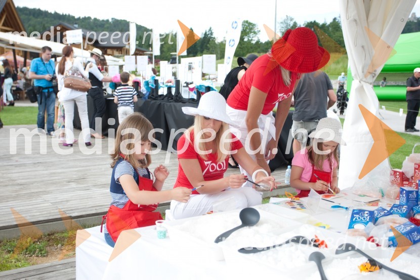 Lady piknik pod klobuki 2013