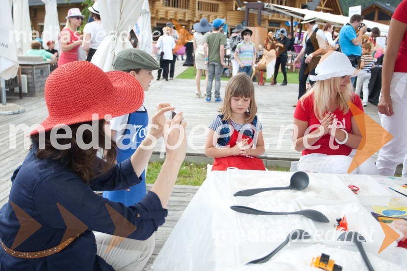 Lady piknik pod klobuki 2013