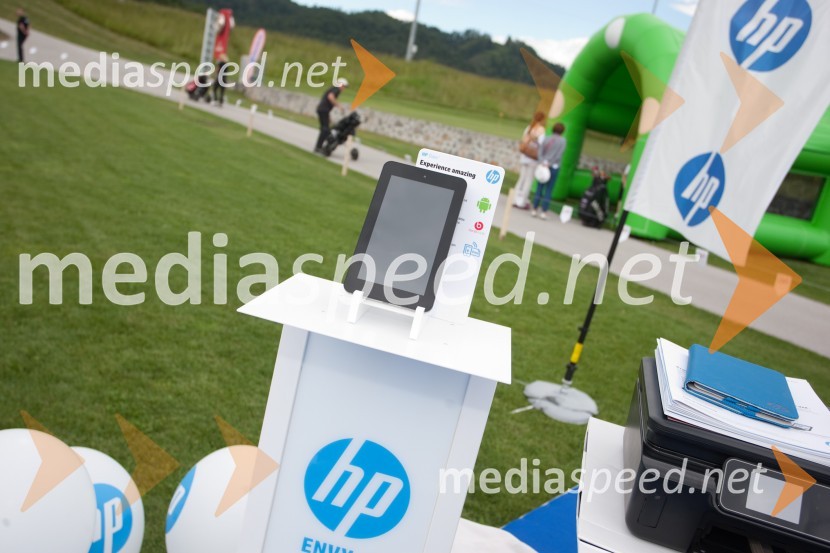 Lady piknik pod klobuki 2013