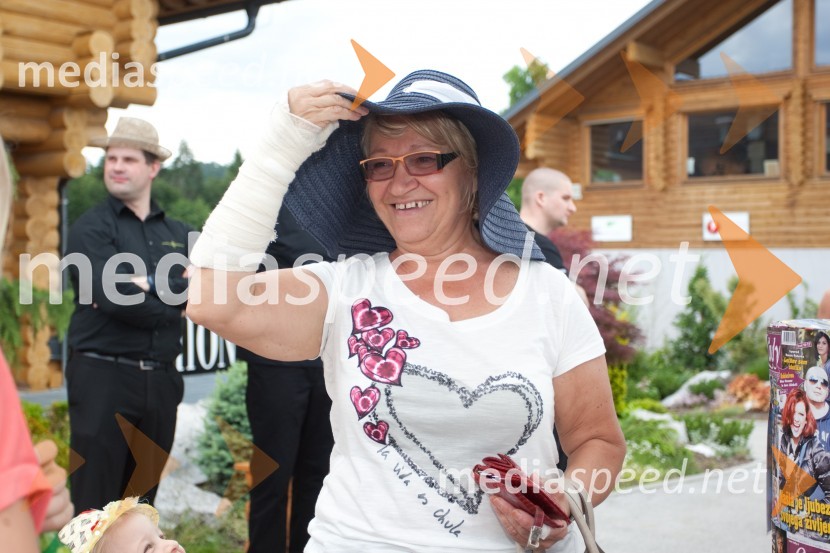 Lady piknik pod klobuki 2013