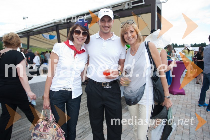 Lady piknik pod klobuki 2013