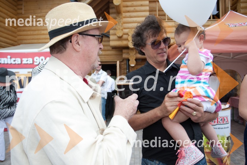 Lady piknik pod klobuki 2013