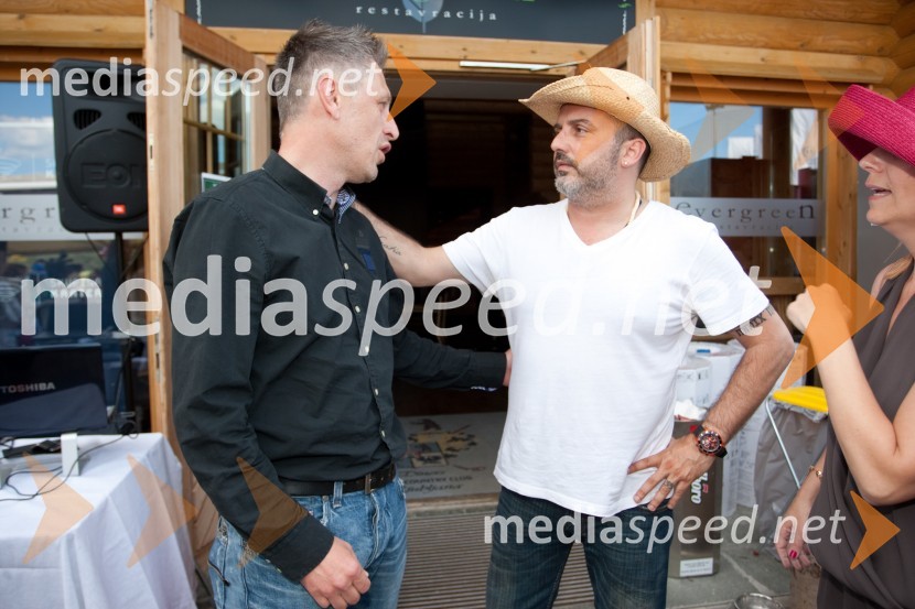 Lady piknik pod klobuki 2013