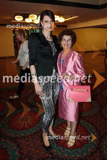 Tamara Busar, projektni vodja marketinga pri Lisci d.d.; Silvija Mozetič, modna poznavalkaLisca, predstavitev nove kolekcije za pomlad in poletje 2014