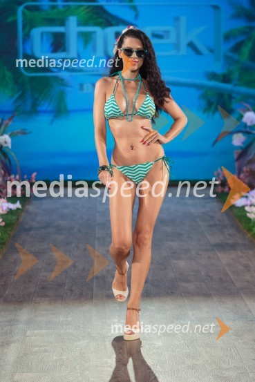 Iris Mulej, manekenkaLisca, predstavitev nove kolekcije za pomlad in poletje 2014