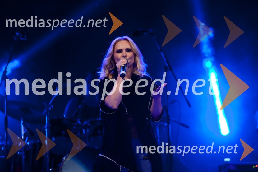 Nuša Derenda, pevkaNuša Derenda, jubilejni koncert  - 15 let energije