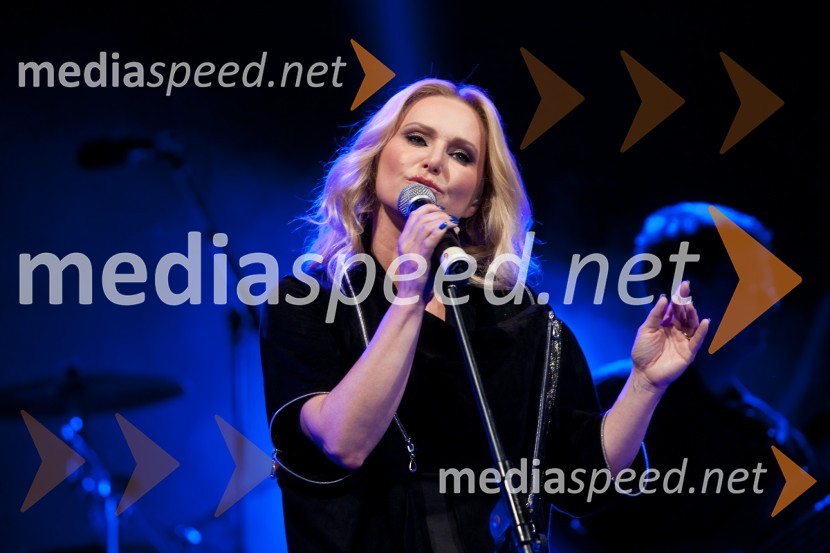 Nuša Derenda, pevkaNuša Derenda, jubilejni koncert  - 15 let energije