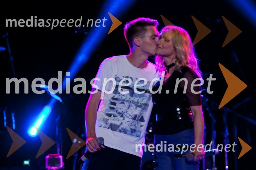 Matevž Derenda; Nuša Derenda, pevkaNuša Derenda, jubilejni koncert  - 15 let energije
