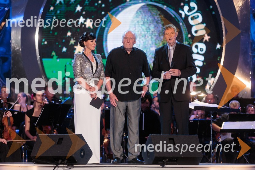 Miša Molk, televizijska urednica, voditeljica;&nbsp;Mojmir Sepe, skladatelj; Janez Čuček, nekdanji voditelj TV Dnevnika, novinar in voditelj prireditvePoletna noč, koncert