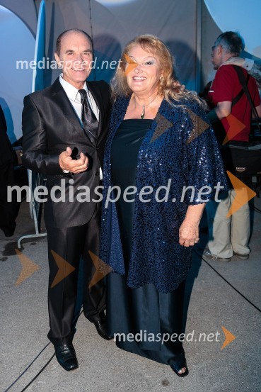 Braco Koren, pevec; Elda Viler, pevkaPoletna noč, koncert