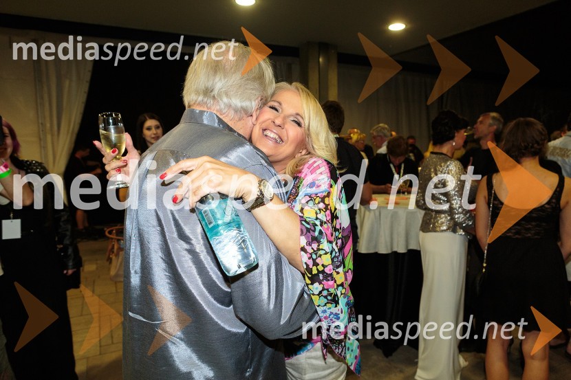 Jure Robežnik, skladatelj;&nbsp;Alenka Godec, pevkaPoletna noč, koncert