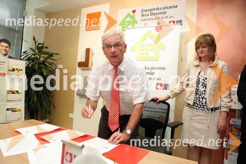 Primož Zupančič, župan Občine Dol pri LjubljaniPrva Energetska pisarna Srca Slovenije je zaživela v JUB Design Studiu v Dolu pri Ljubljani