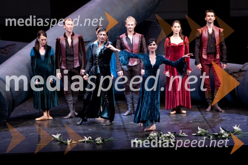 PriklonRomeo in Julija, balet, Festival Ljubljana 2013