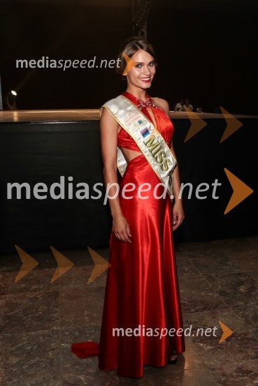 Nives Orešnik, Miss Slovenije 2012Miss Slovenije 2013 je Maja Cotič!