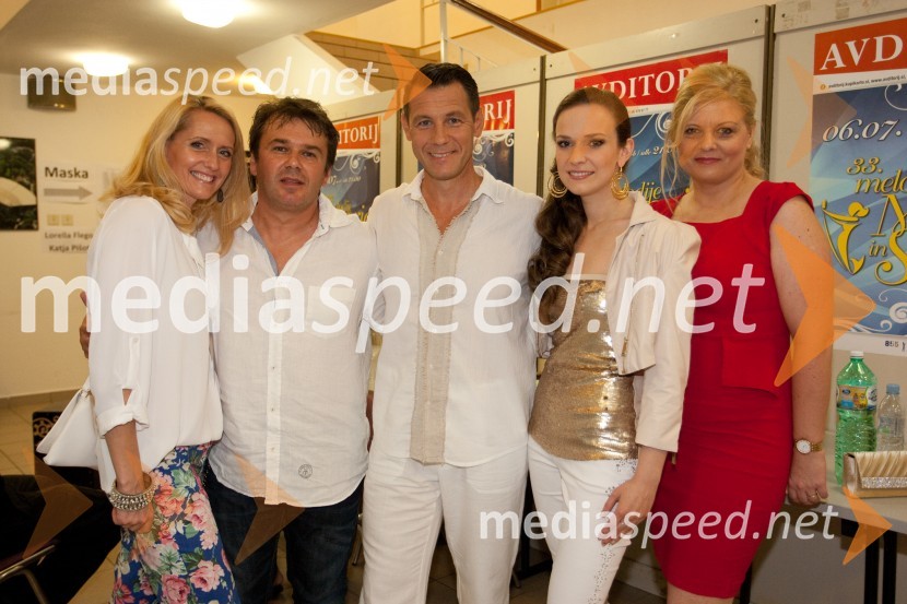 Tina Vozelj; Matjaž Vlašič, pisec besedil; Marko Vozelj, pevec; Ylenia Zobec, pevka; Urša Vlašič33. Festival Melodije morja in sonca