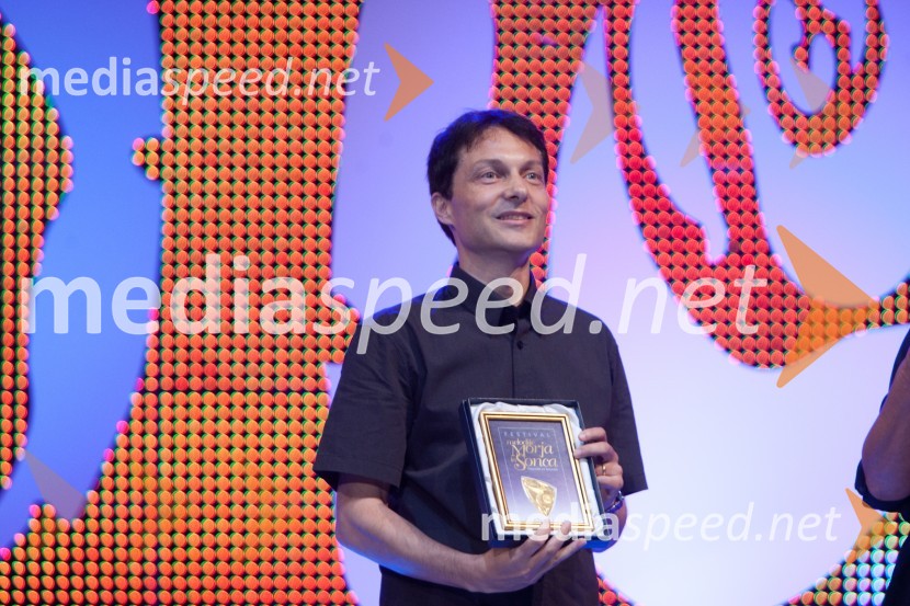 Leon Oblak, pisec besedil33. Festival Melodije morja in sonca