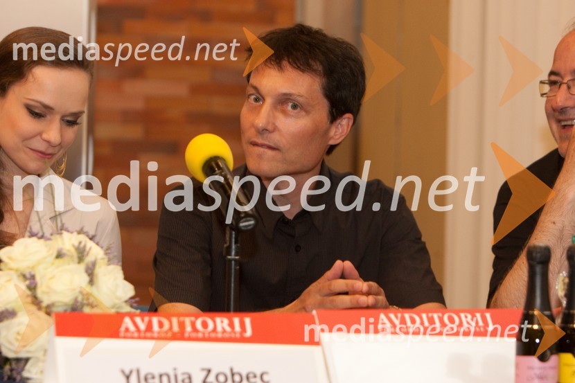 Leon Oblak, pisec besedil33. Festival Melodije morja in sonca