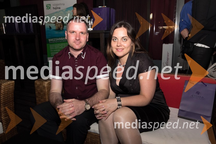 Dr. Simon Rečnik, direktor Lek Lendava PC, Rotary klub Maribor Lent; soproga Urška Šitum Rečnik, zobozdravnica, lastnica in direktorica Dentalnega centra Zobek, MariborFashion Loves Party