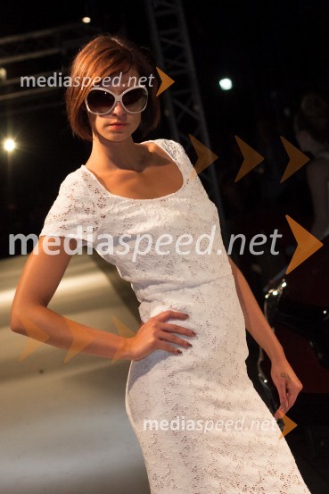 Manekenka, Mura za poletje 2013 in očala Optike Pirc MariborFashion Loves Party