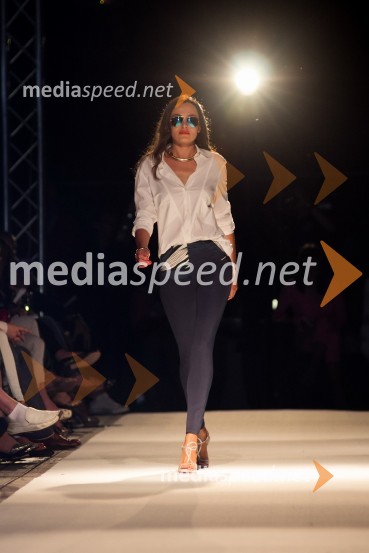 Iryna Osypenko Nemec, manekenka, MURA, JK pajkice oblikovalke Jane Koteska za poletje 2013 in očala Optike Pirc MariborFashion Loves Party