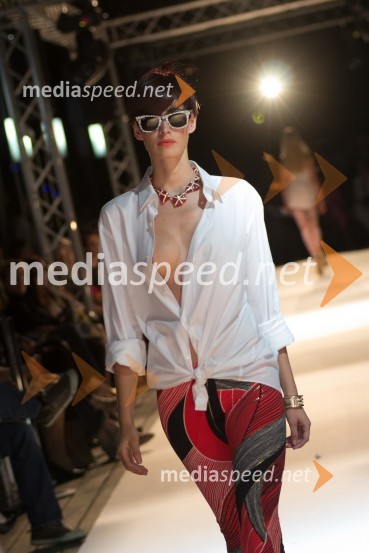 Manekenka, MURA, JK pajkice oblikovalke Jane Koteska za poletje 2013 in očala Optike Pirc MariborFashion Loves Party