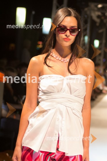 Manekenka, MURA, JK pajkice oblikovalke Jane Koteska za poletje 2013 in očala Optike Pirc MariborFashion Loves Party