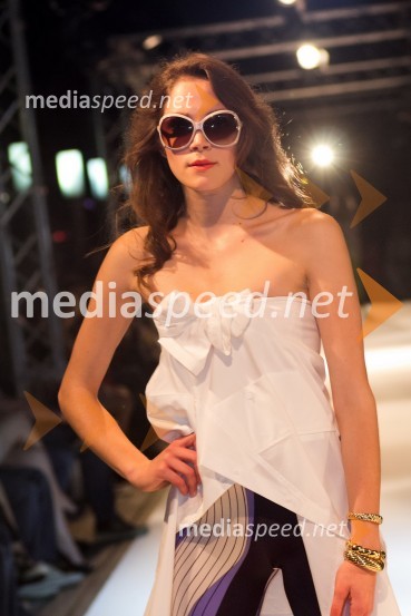 Manekenka, MURA, JK pajkice oblikovalke Jane Koteska za poletje 2013 in očala Optike Pirc MariborFashion Loves Party