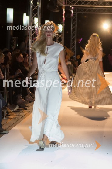 Tjaša Kokalj, manekenka in novinarka: predstavitev kolekcije italijanske oblikovalke Marte Ferri za poletje 2013Fashion Loves Party