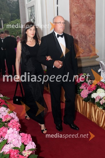 Maja Klančnik; soprog Iztok Klančnik, direktor HP SlovenijaAnin ples 2013