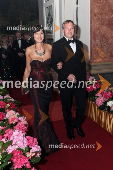 Mag. Klaudija Redenšek, direktorica Zavoda za kulturo Rogaška Slatina; ...Anin ples 2013