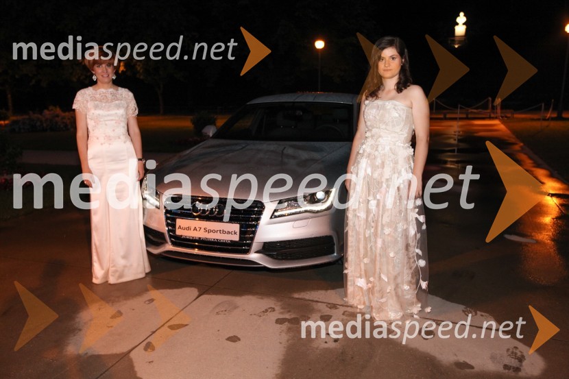 Petra Križan; Maja KrižanAnin ples 2013