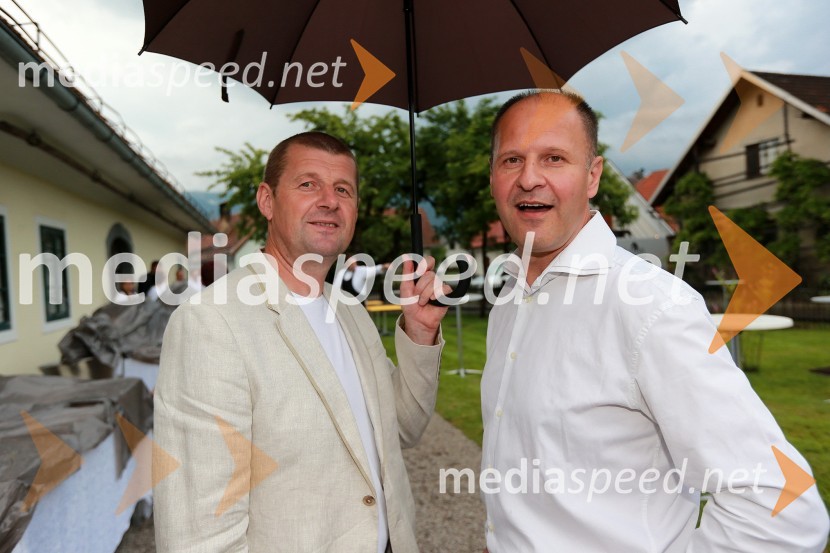 ...; Staš ŠkrabecJanez Škrabec srečal Abrahama